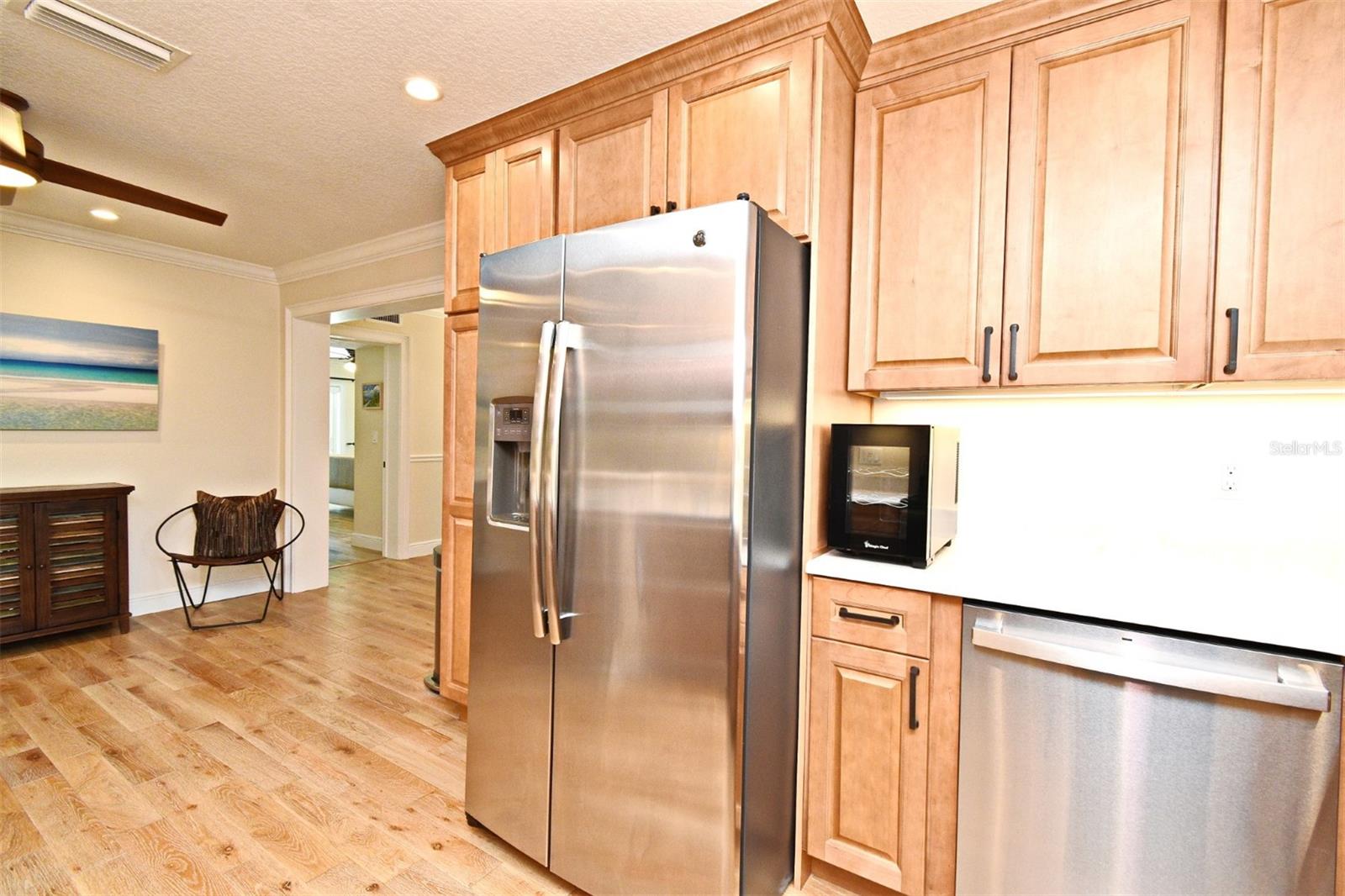 Image 11 of 57 For 507 Peninsula Avenue