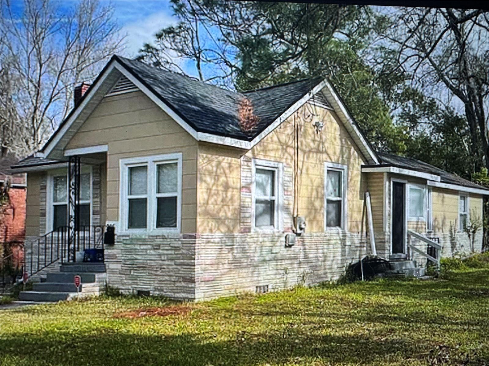 Listing Details for 805 Mackinaw Street, JACKSONVILLE, FL 32254