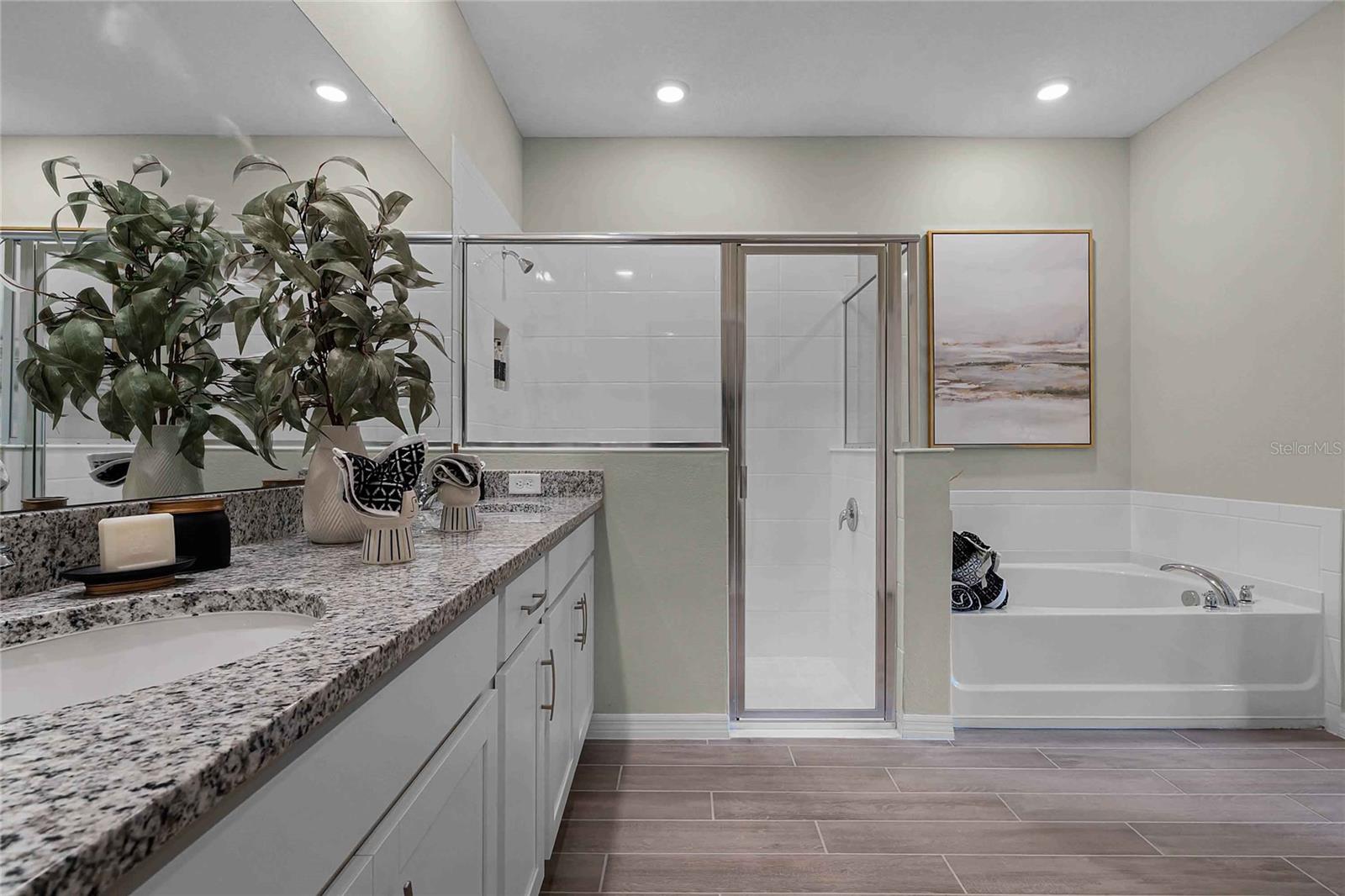 Image 38 of 47 For 2092 Ashwood Bluff Drive