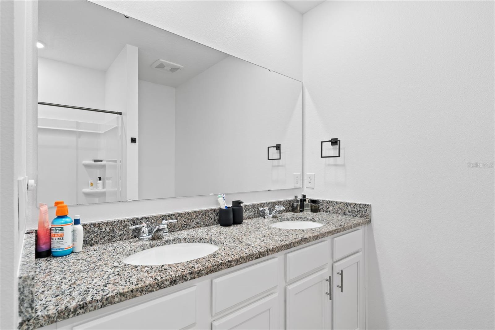Image 13 of 25 For 3624 Sungrove Circle