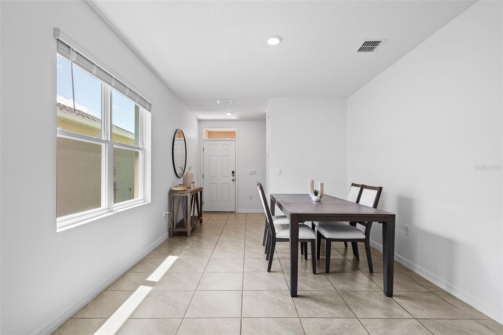 Image 6 of 25 For 3624 Sungrove Circle