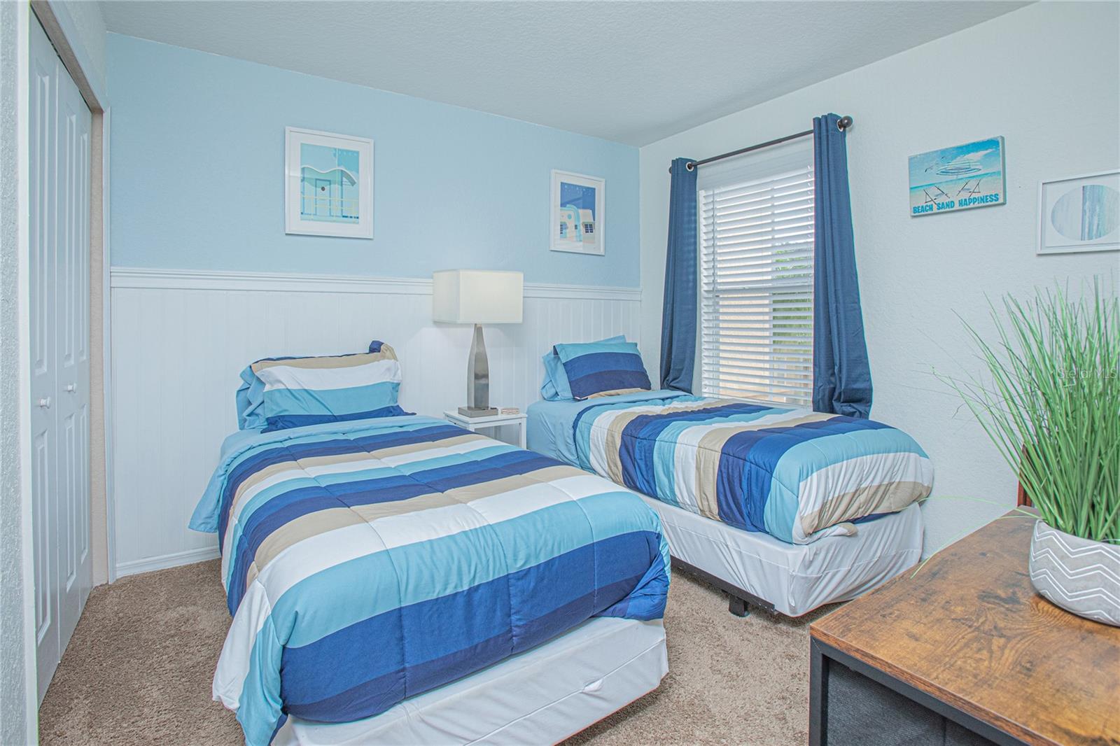 Image 16 of 21 For 121 Palermo Street