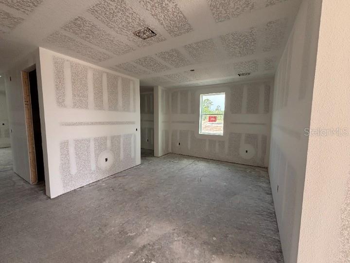 Image 11 of 34 For 710 Junonia Blvd