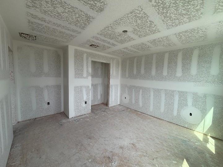 Image 17 of 34 For 710 Junonia Blvd