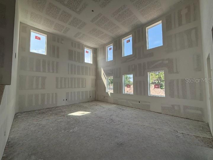 Image 5 of 34 For 710 Junonia Blvd