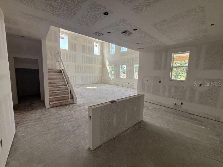 Image 8 of 34 For 710 Junonia Blvd