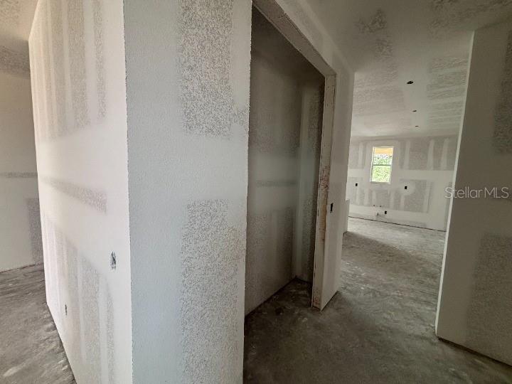Image 9 of 34 For 710 Junonia Blvd