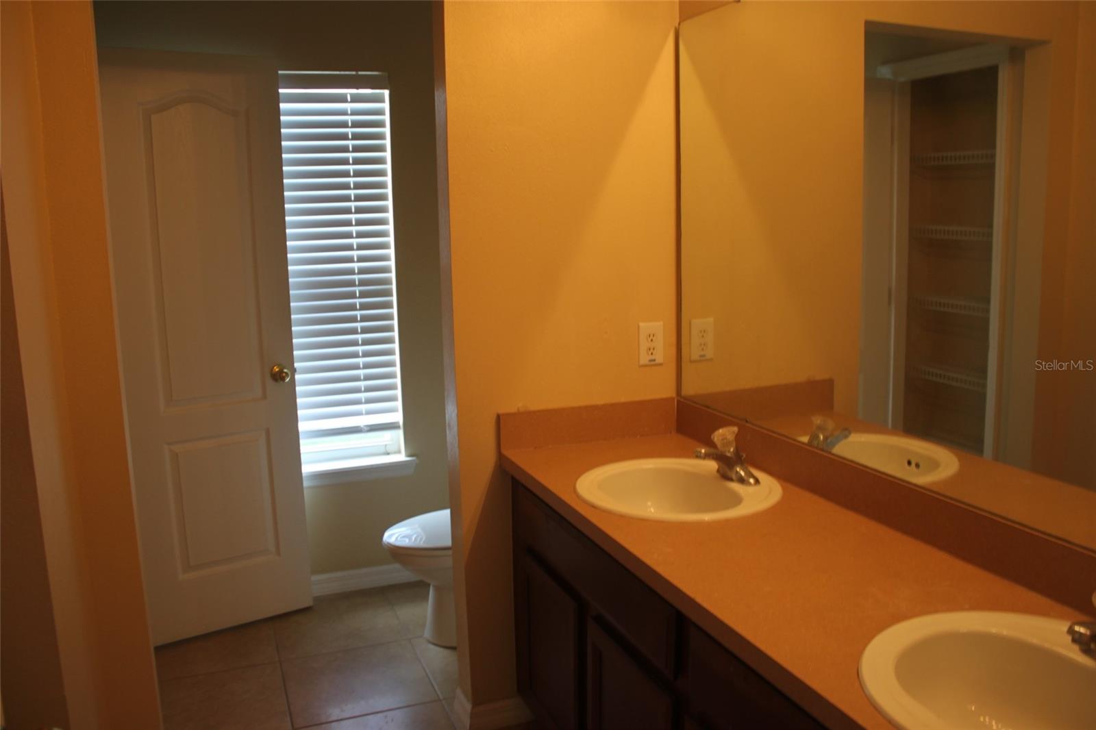 Image 14 of 21 For 6432 Goldenrod Road 16 B