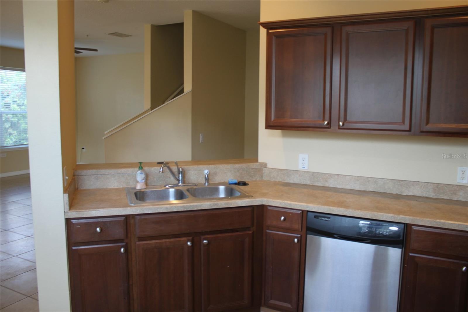 Image 8 of 21 For 6432 Goldenrod Road 16 B