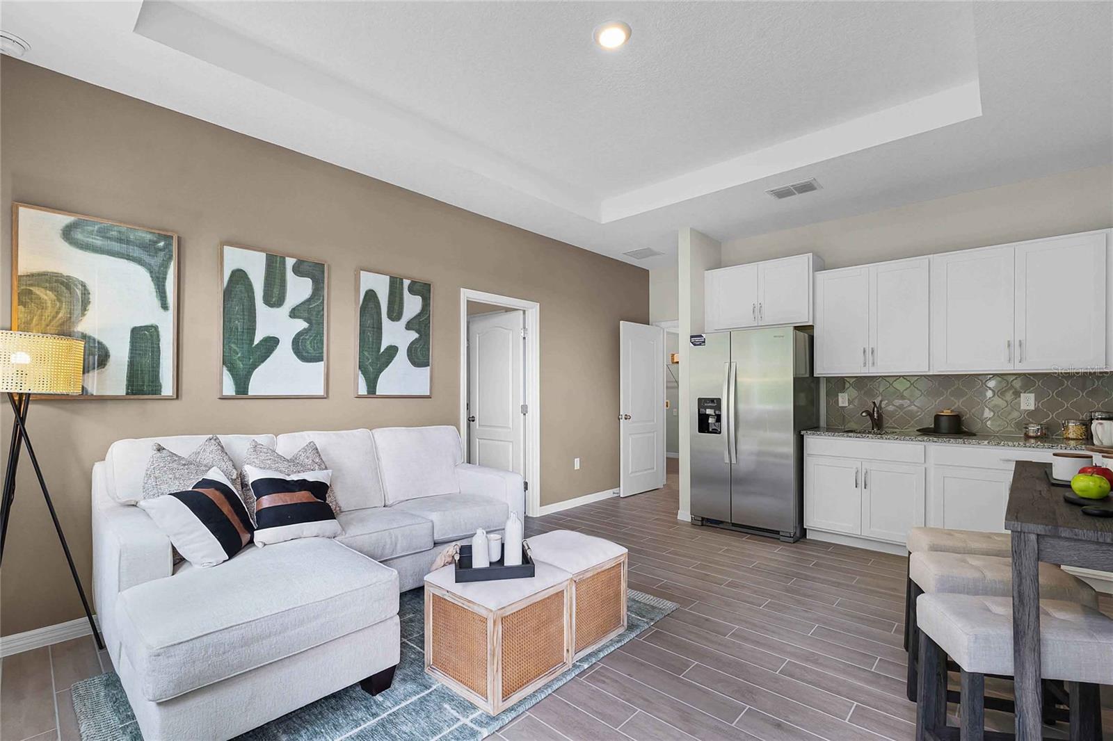 Image 3 of 47 For 2117 Greenwood Oak Drive