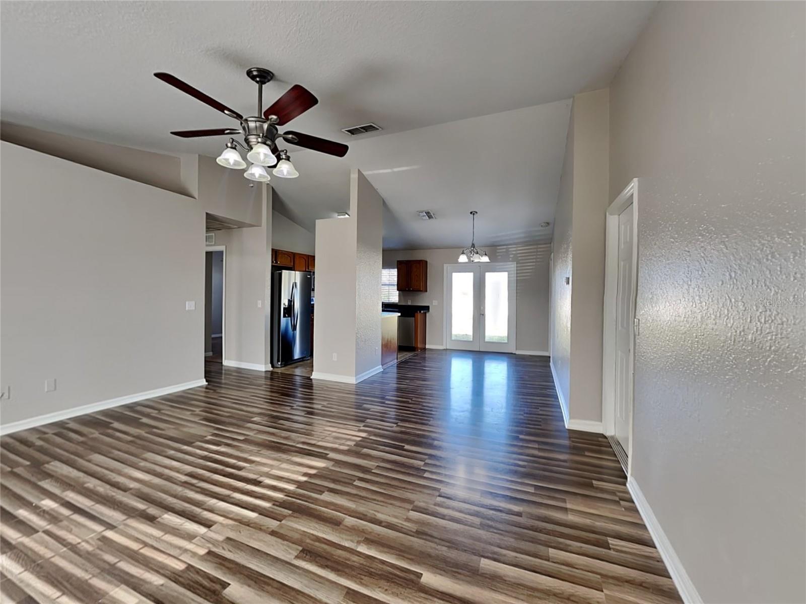 Image 4 of 18 For 247 Lake Eloise Pointe Boulevard
