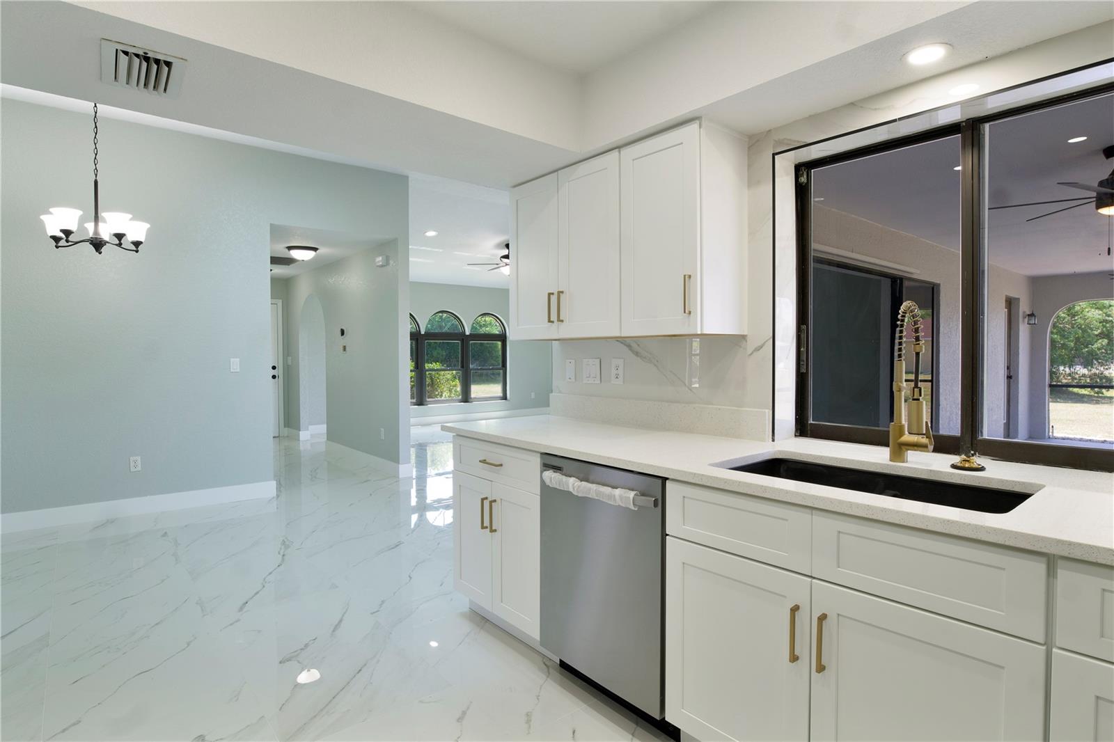 Image 12 of 40 For 1147 Yachtsman Lane