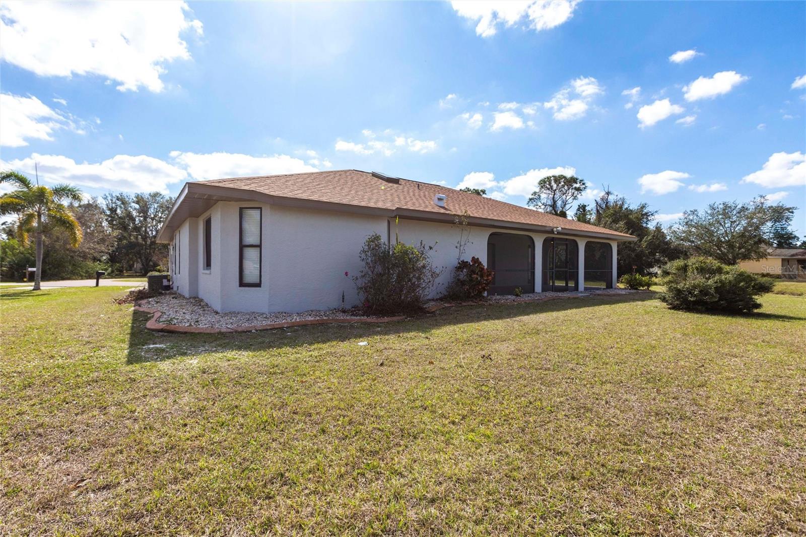 Image 39 of 40 For 1147 Yachtsman Lane
