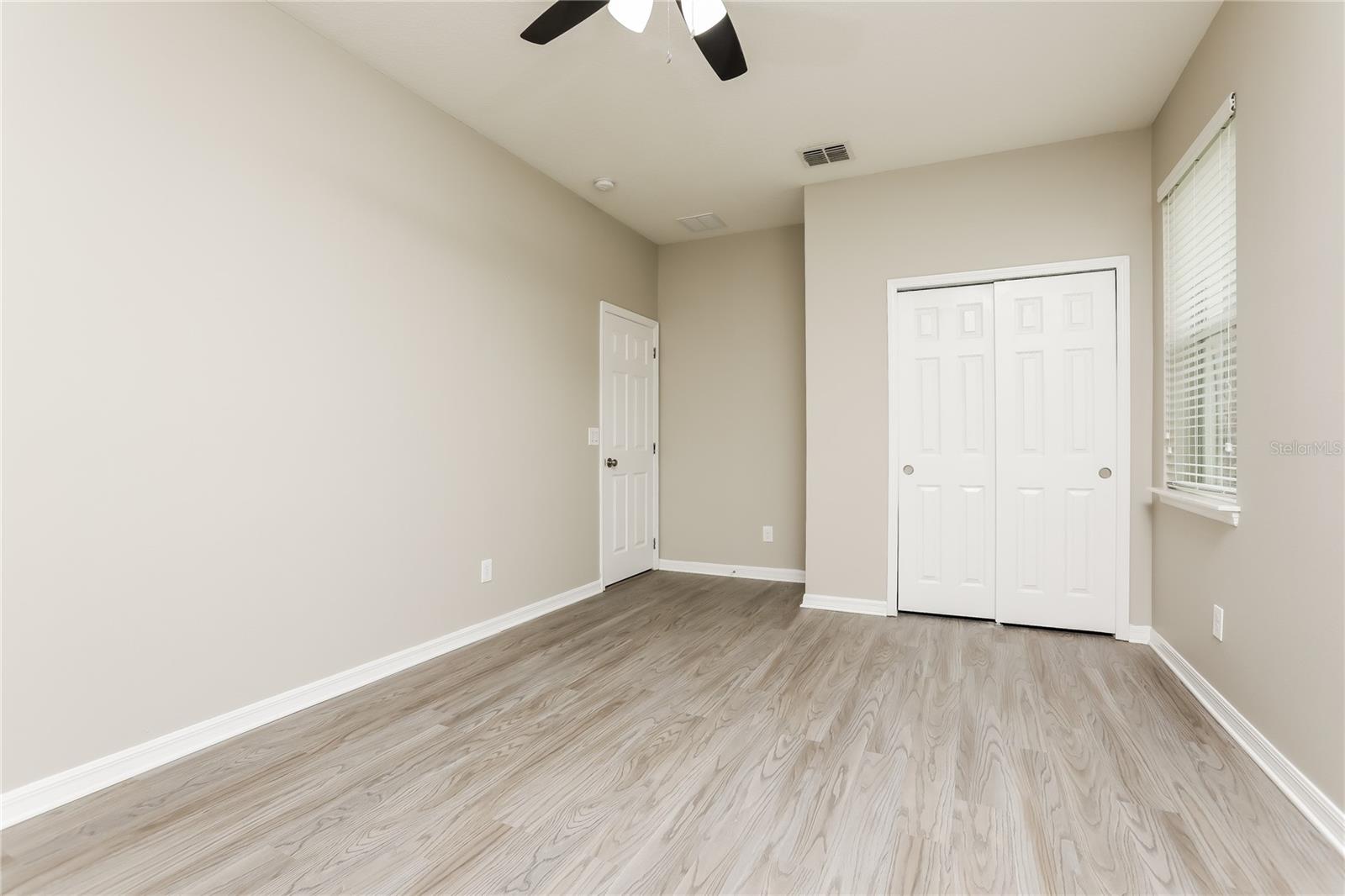 Image 12 of 16 For 1821 Candlenut Circle