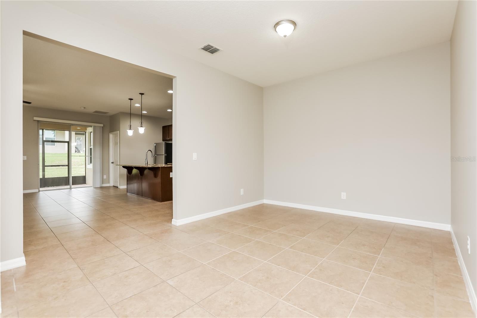 Image 4 of 16 For 1821 Candlenut Circle