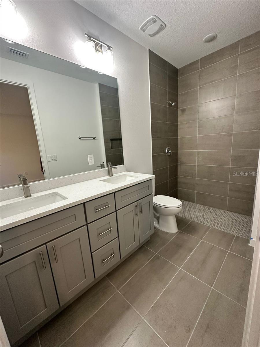 Image 18 of 25 For 6807 153rd Place Road