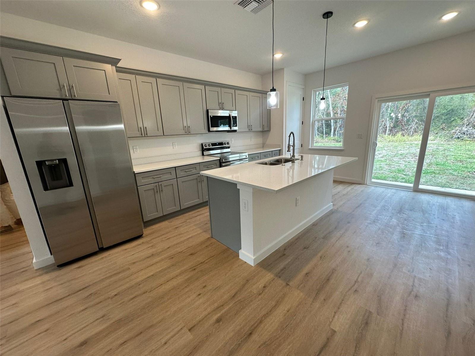 Image 4 of 25 For 6807 153rd Place Road