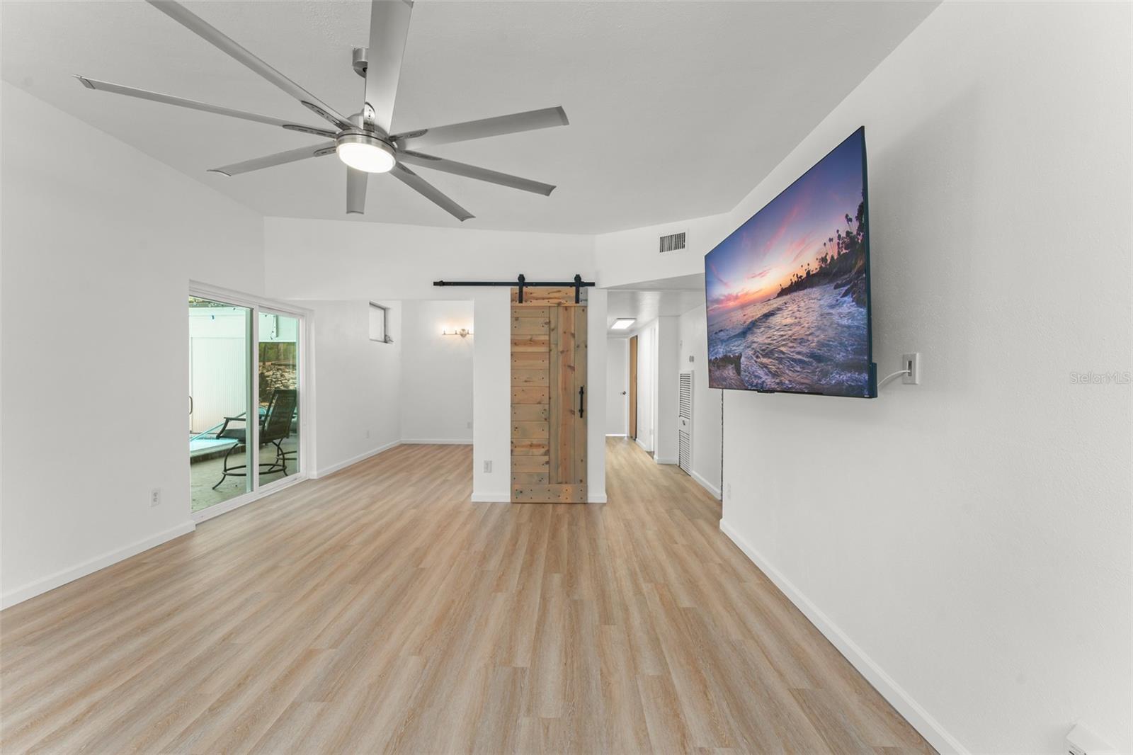 Image 6 of 42 For 7712 Hoosier Place