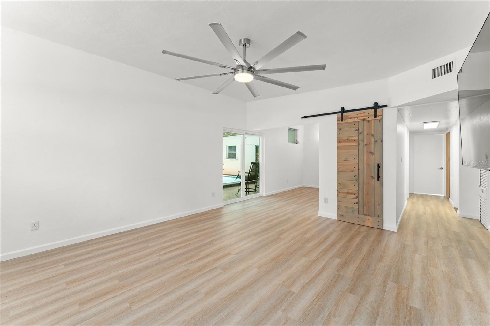 Image 9 of 42 For 7712 Hoosier Place