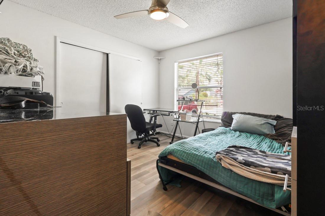 Image 12 of 17 For 978 Jerico Drive