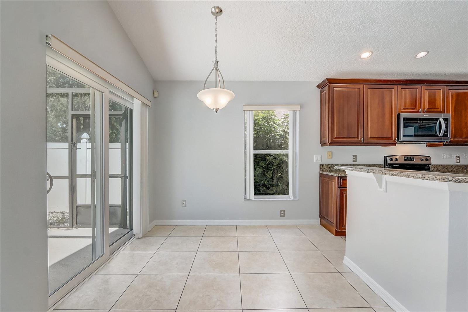 Image 11 of 30 For 3539 Foxcroft Circle