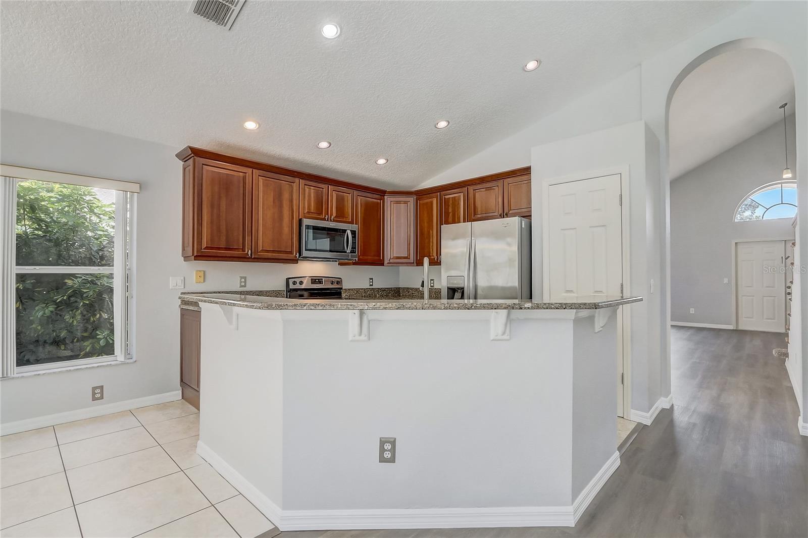 Image 12 of 30 For 3539 Foxcroft Circle