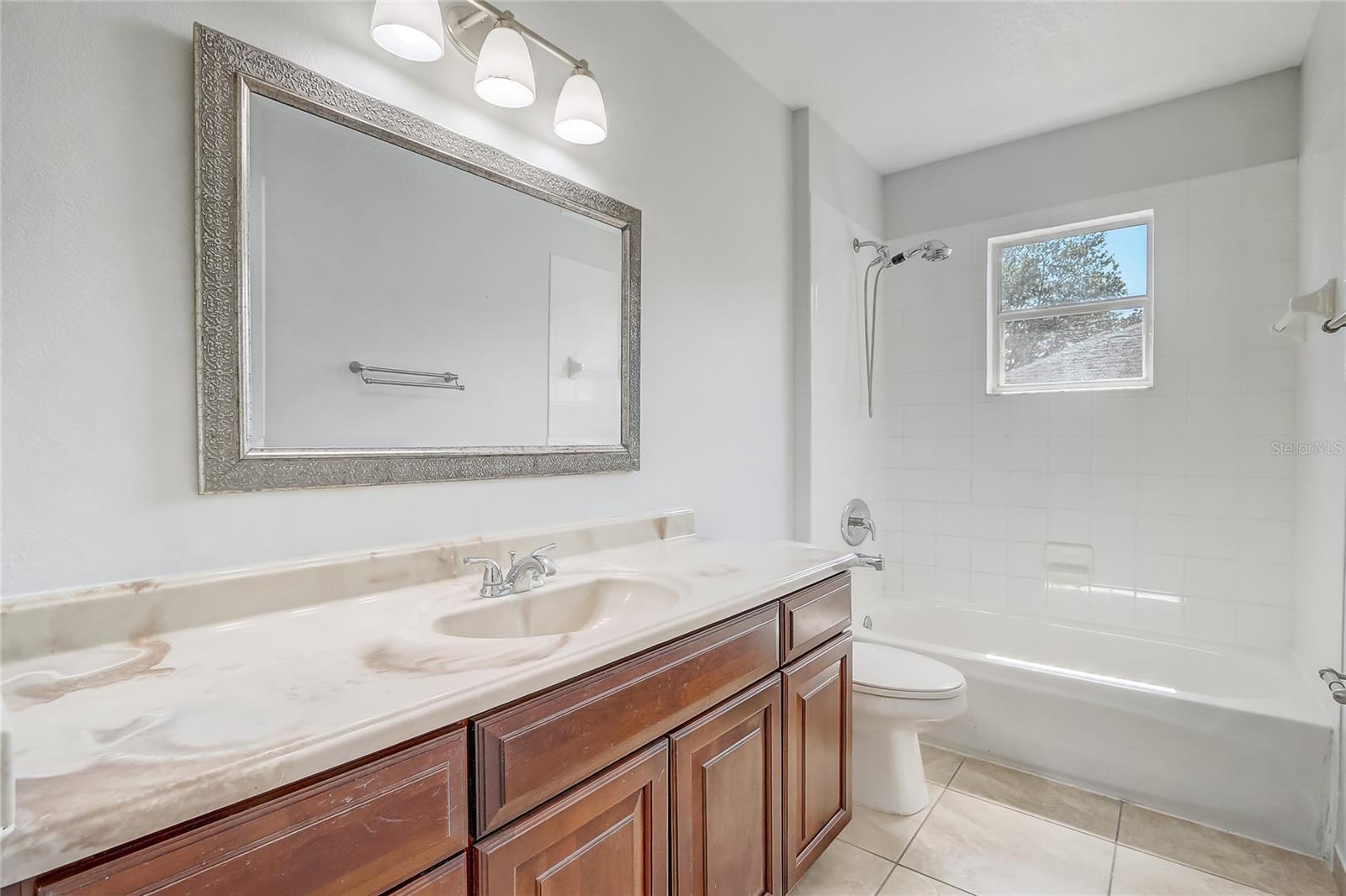 Image 24 of 30 For 3539 Foxcroft Circle