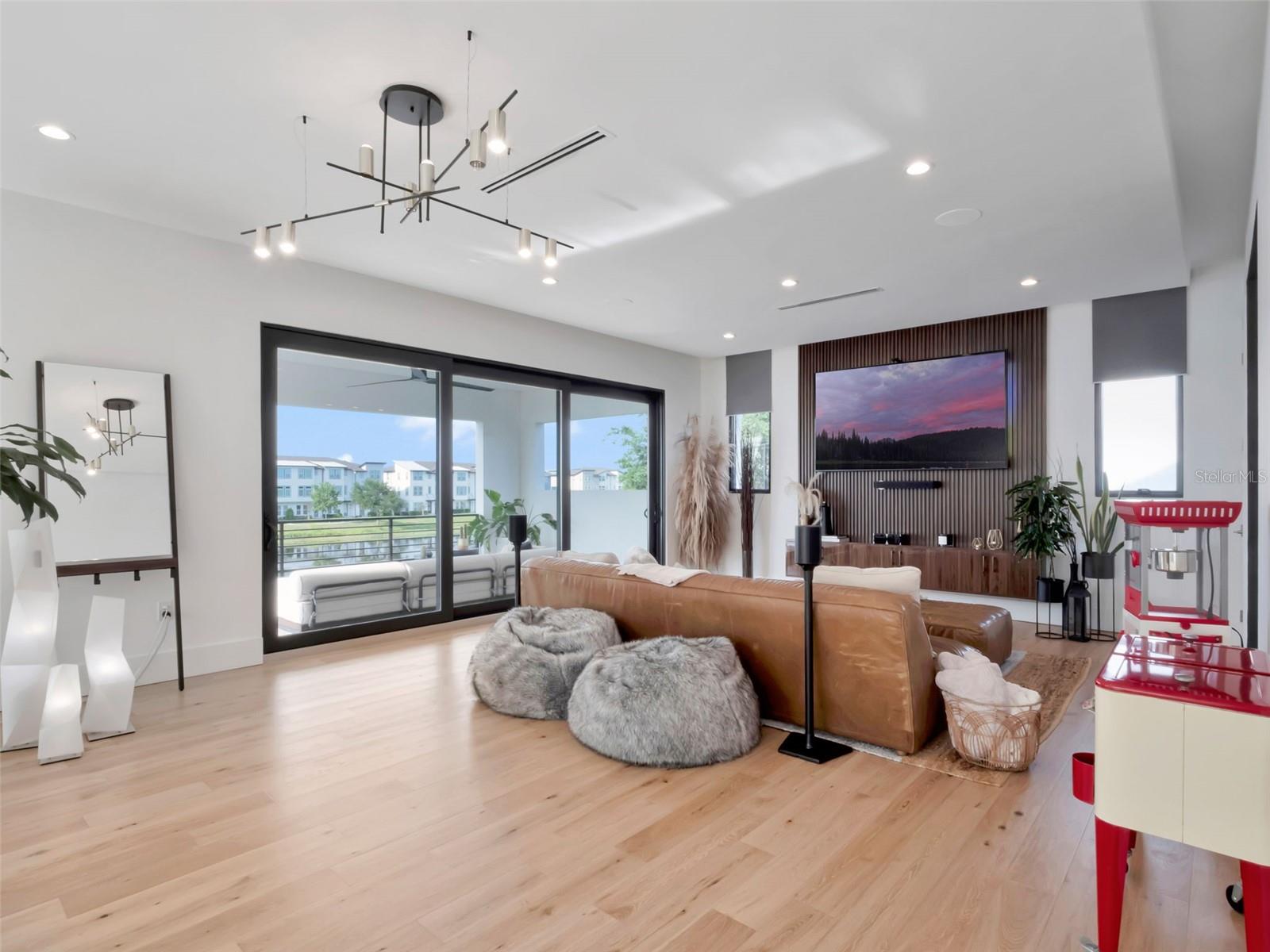 Image 31 of 88 For 8157 Elion Street