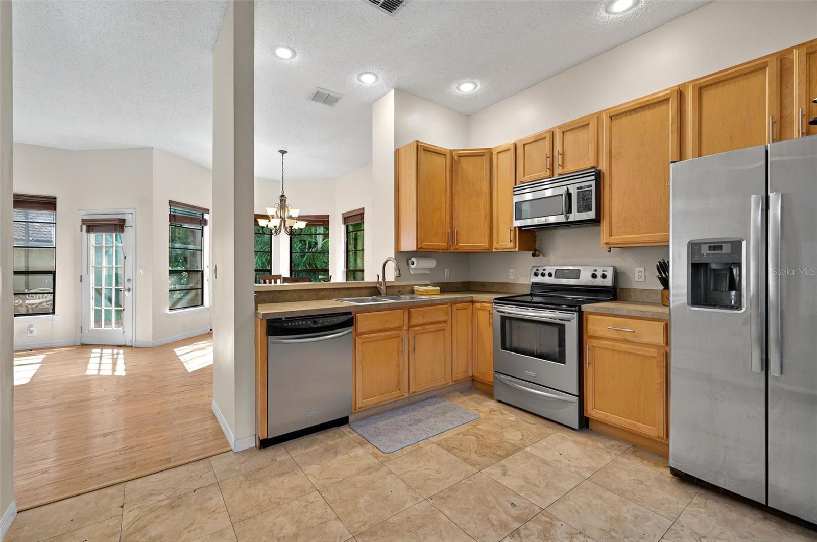 Image 17 of 50 For 602 Nighthawk Circle