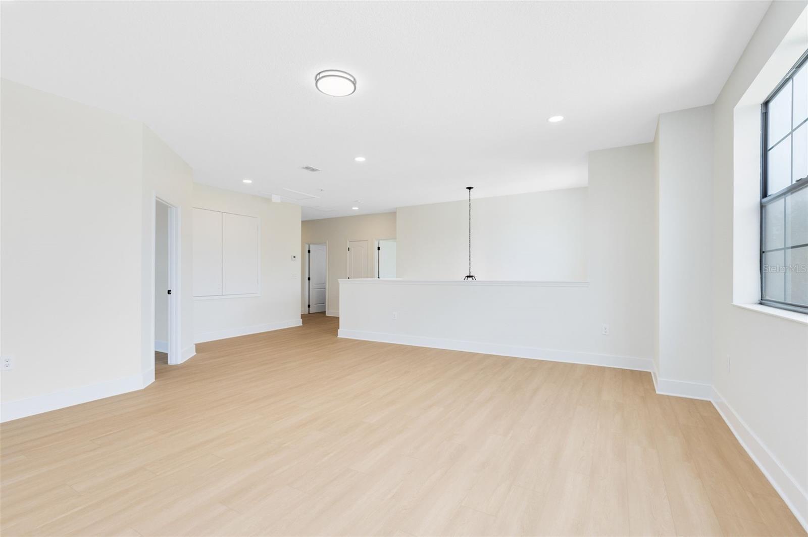 Image 14 of 40 For 5116 Sorrento Boulevard W