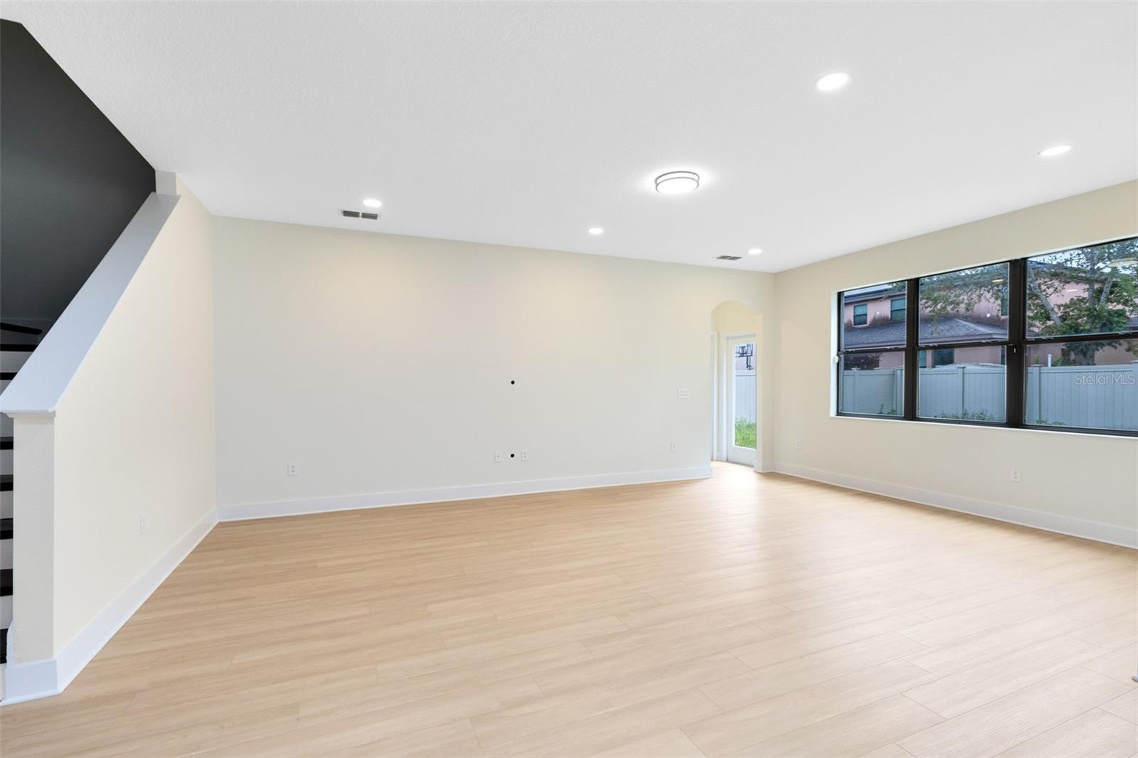 Image 30 of 40 For 5116 Sorrento Boulevard W