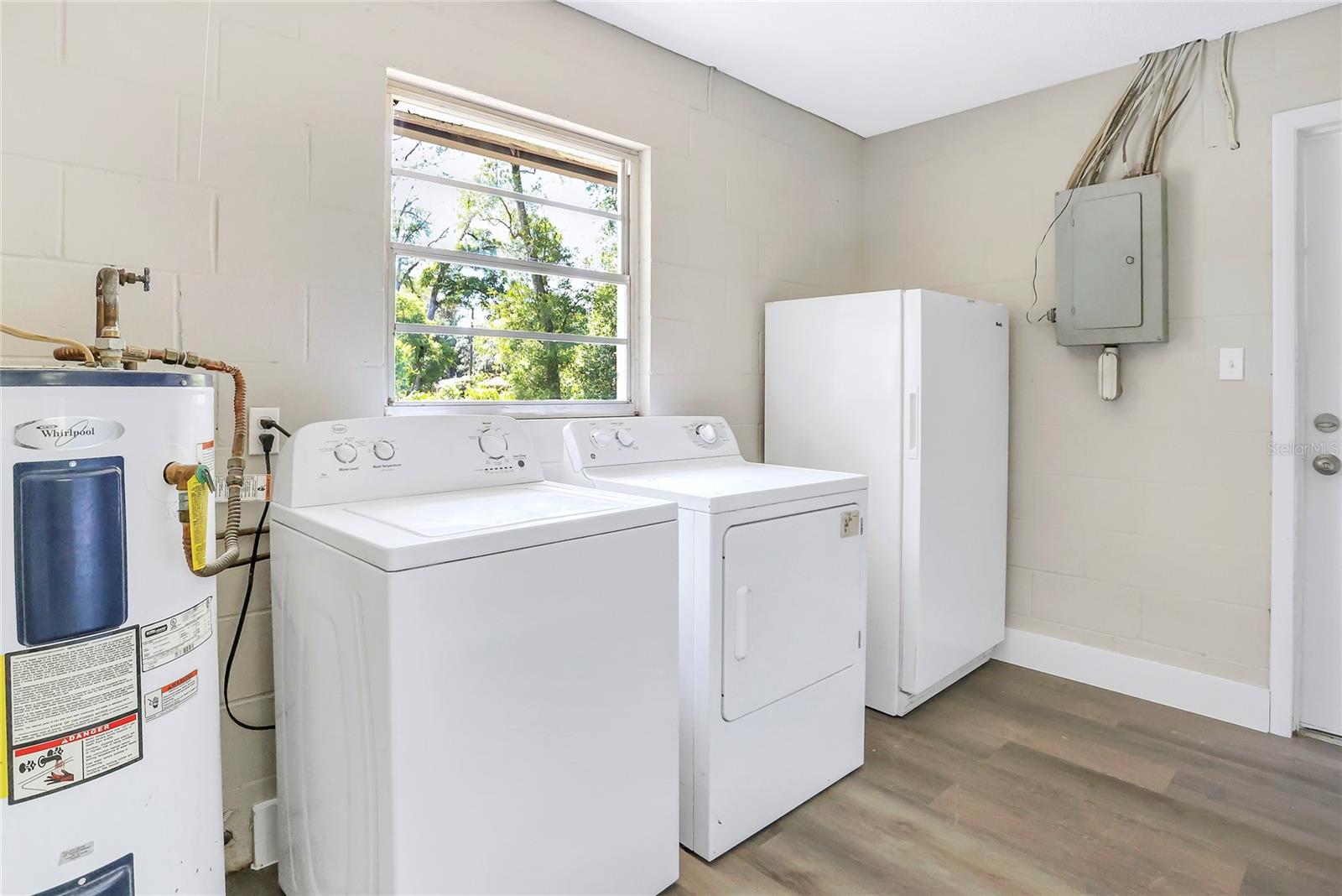Image 18 of 24 For 2536 3rd Avenue