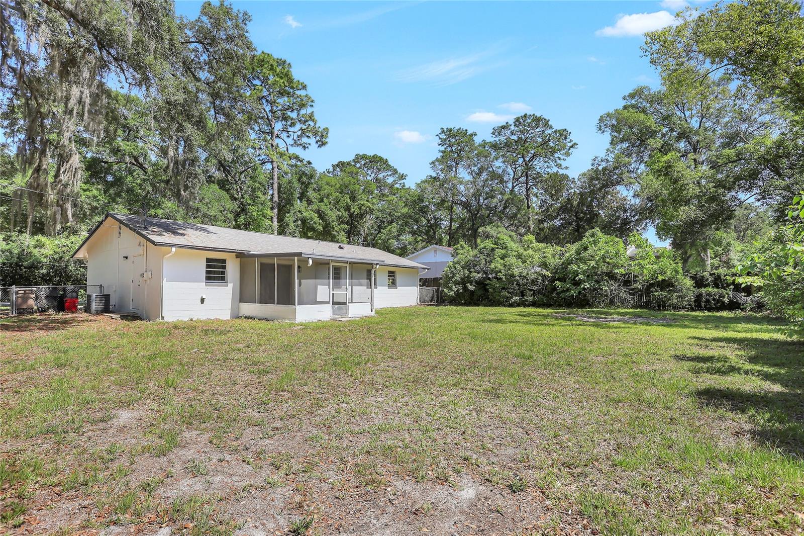 Image 3 of 24 For 2536 3rd Avenue