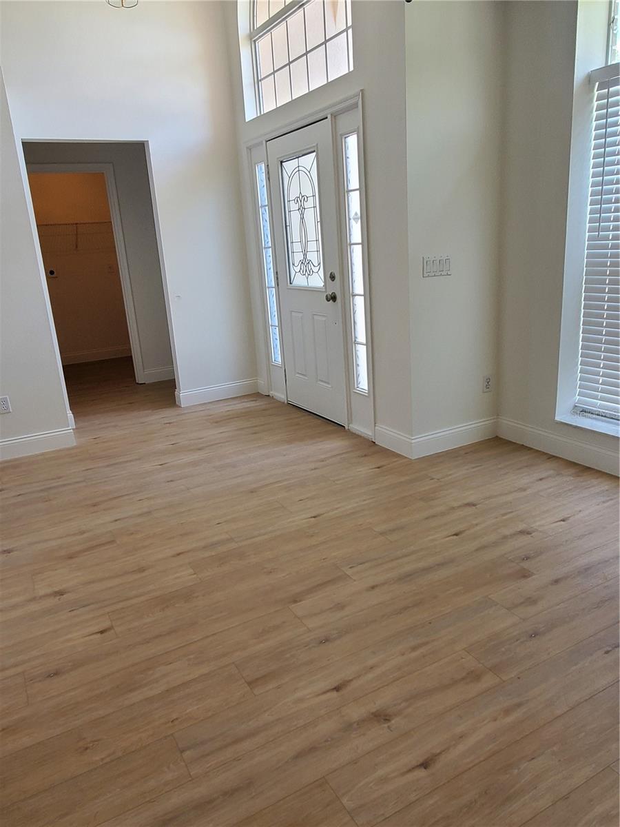 Image 2 of 25 For 12737 Maribou Circle
