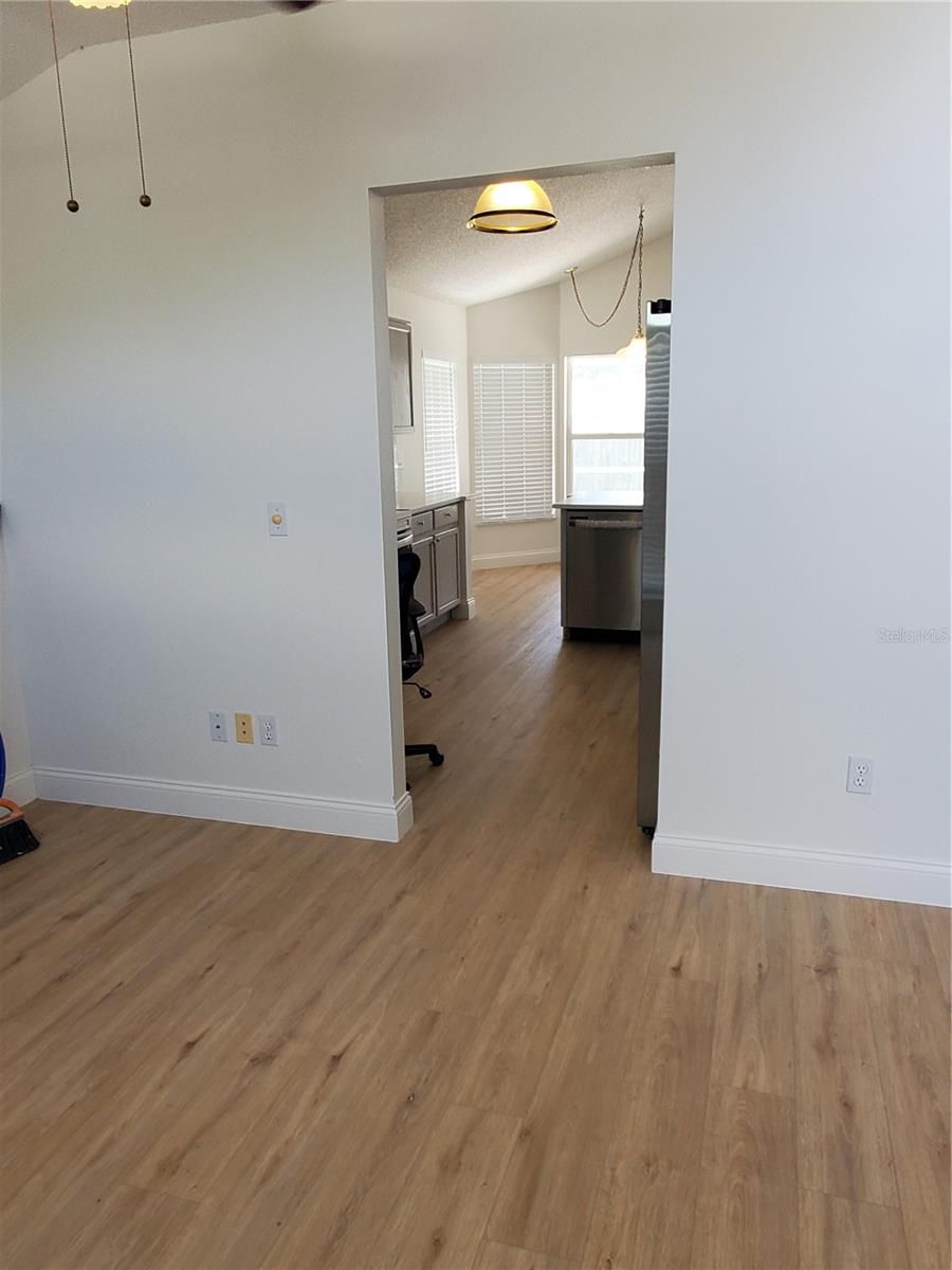 Image 9 of 25 For 12737 Maribou Circle