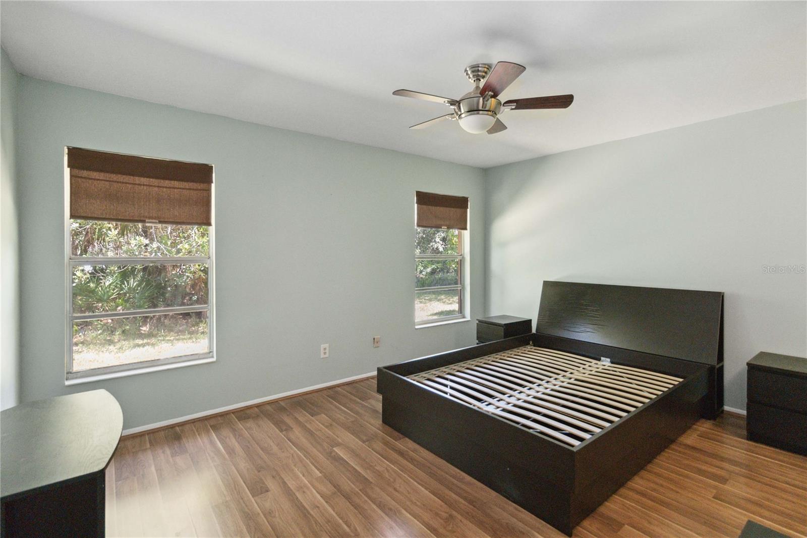 Image 10 of 16 For 4806 Gallant Lane