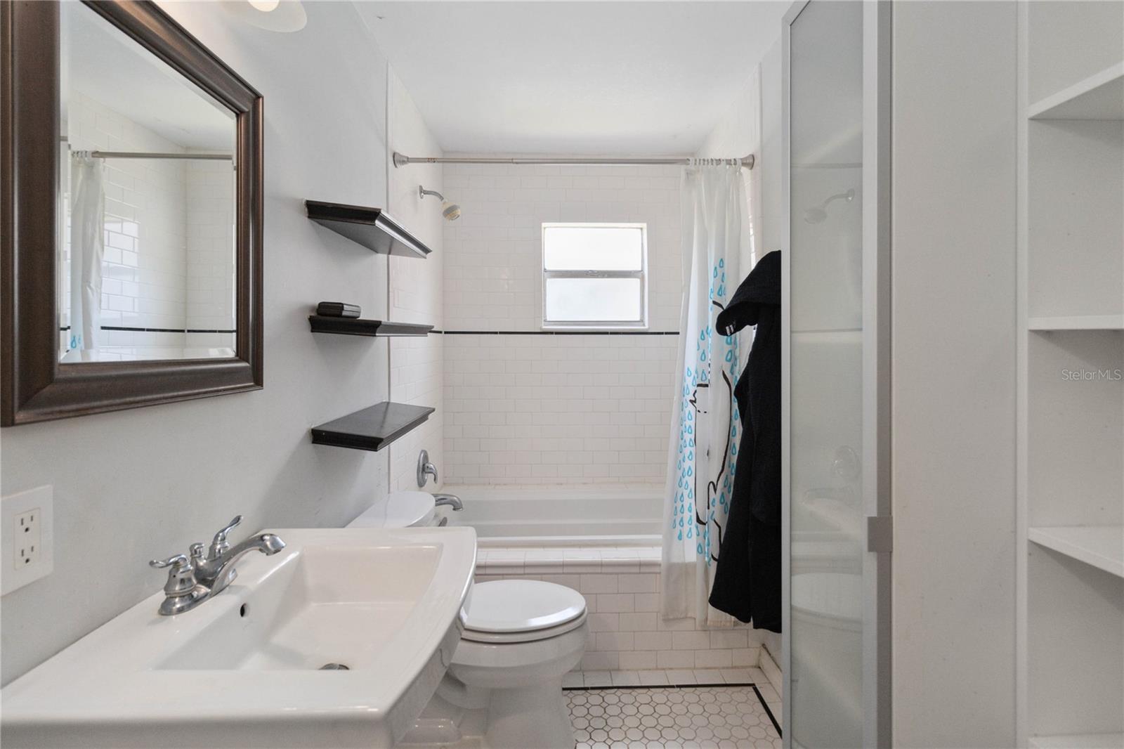 Image 9 of 16 For 4806 Gallant Lane