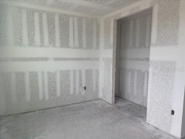 Image 16 of 30 For 706 Junonia Blvd