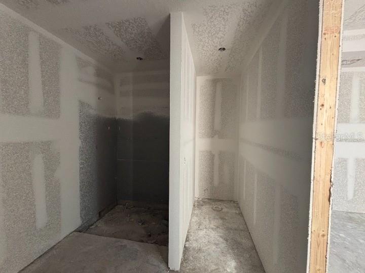 Image 20 of 30 For 706 Junonia Blvd