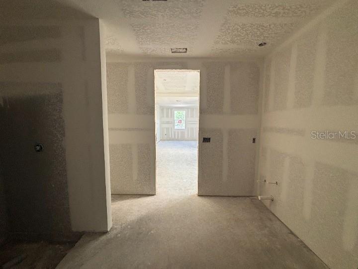 Image 22 of 30 For 706 Junonia Blvd