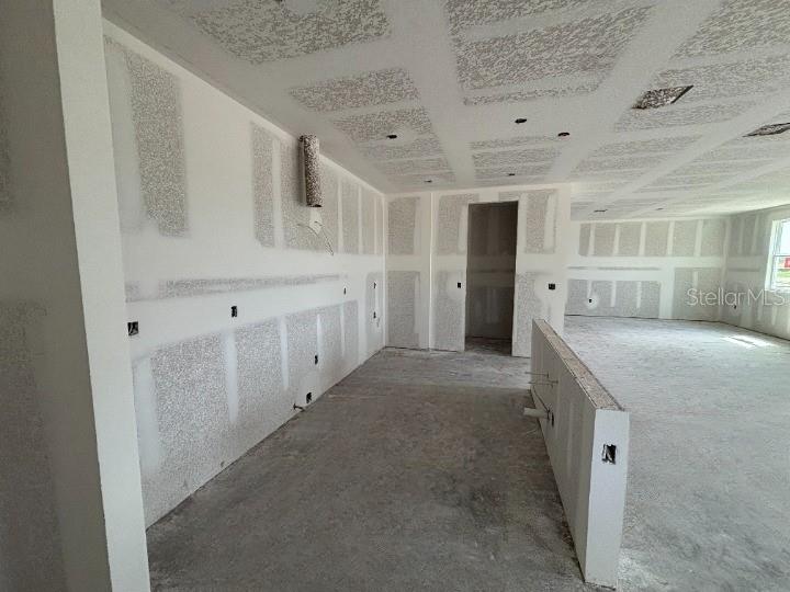 Image 9 of 30 For 706 Junonia Blvd