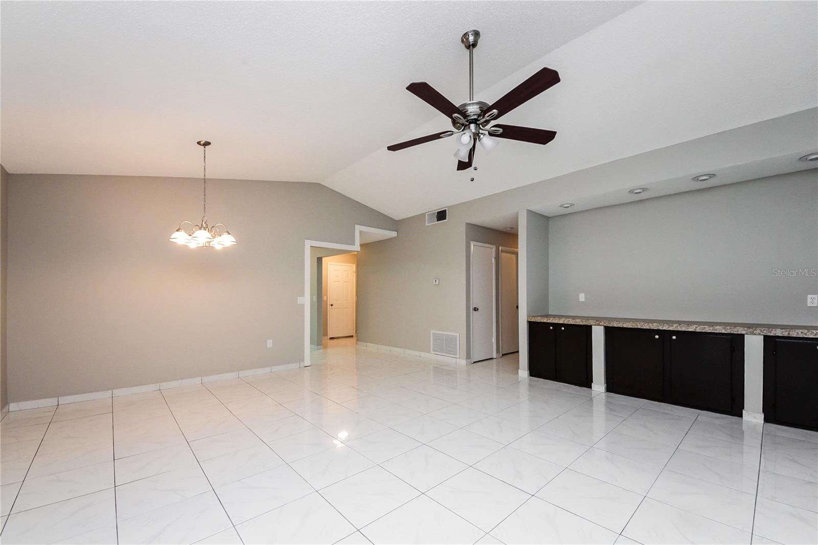 Image 4 of 16 For 1112 Nolton Way