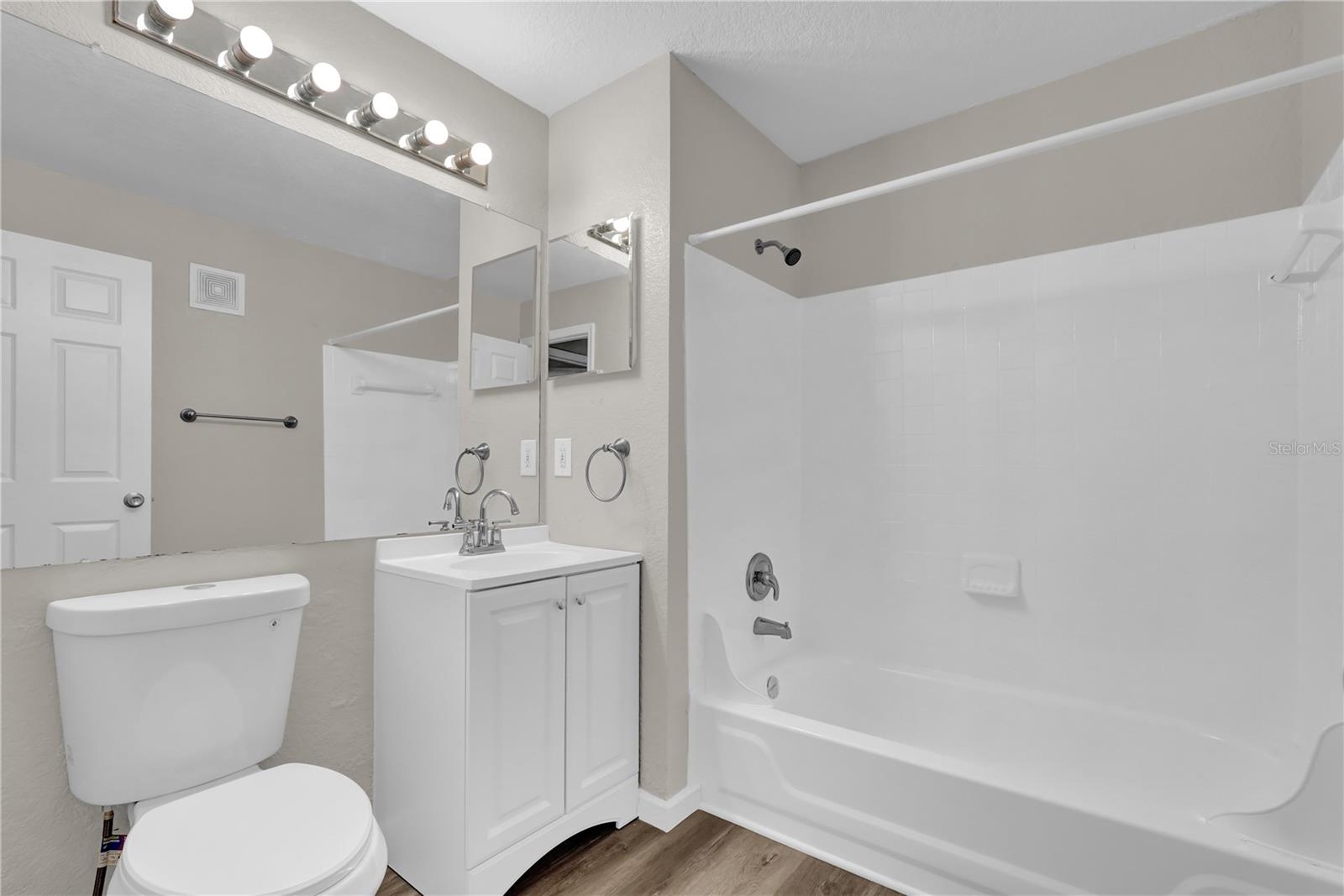 Image 15 of 21 For 8915 Latrec Avenue 2311