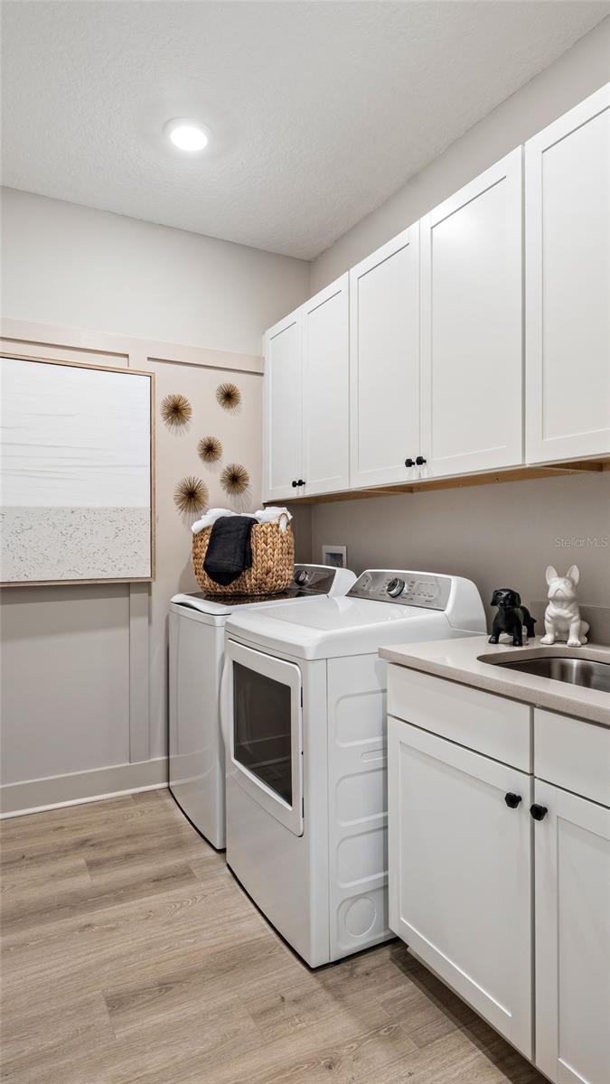 Image 17 of 30 For 940 Club Cresswind Drive