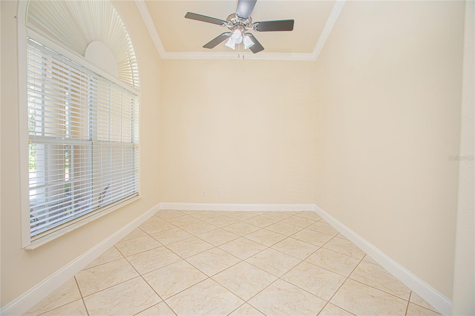 Image 24 of 48 For 4735 Chelsea Court