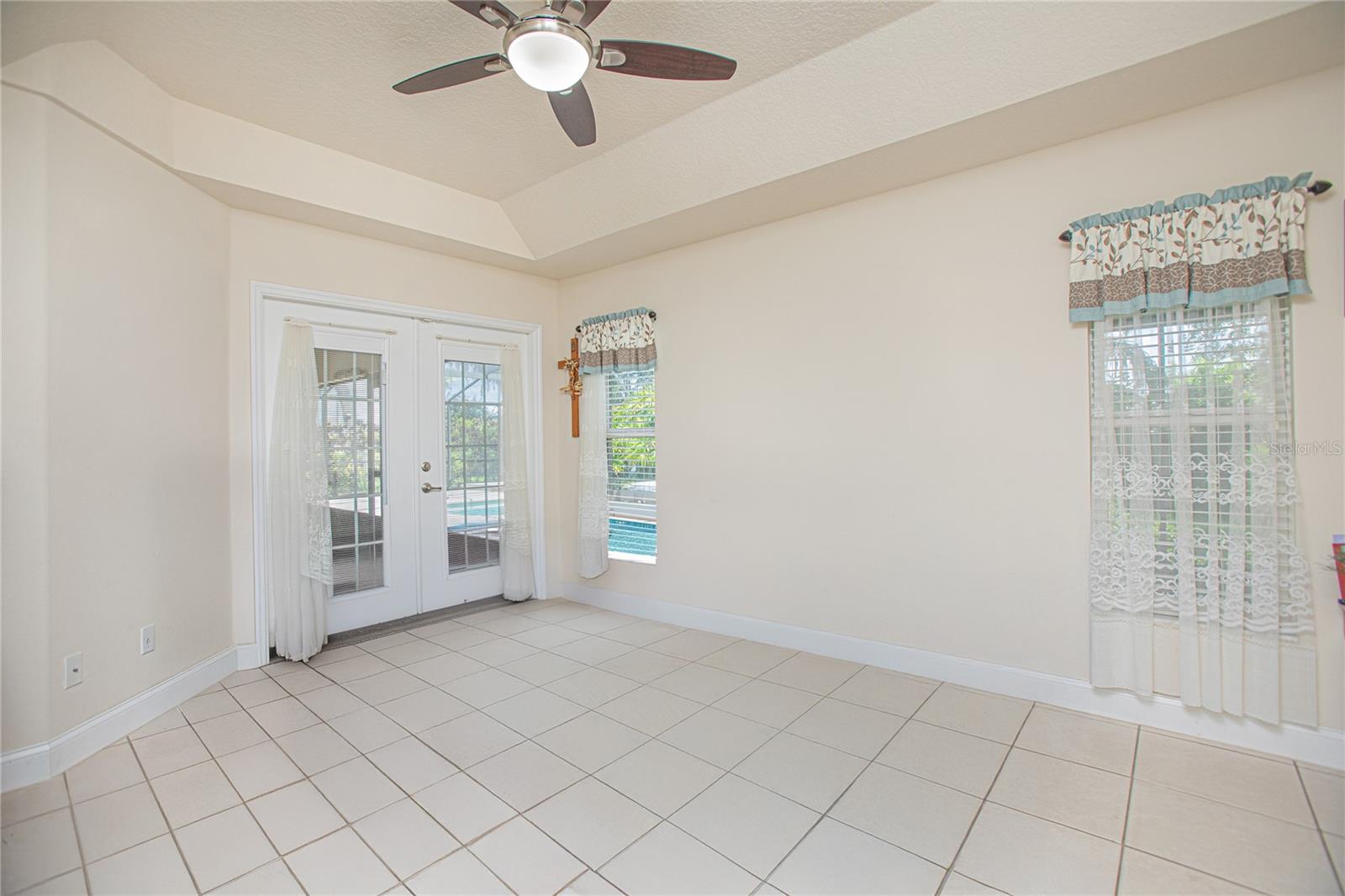 Image 46 of 48 For 4735 Chelsea Court