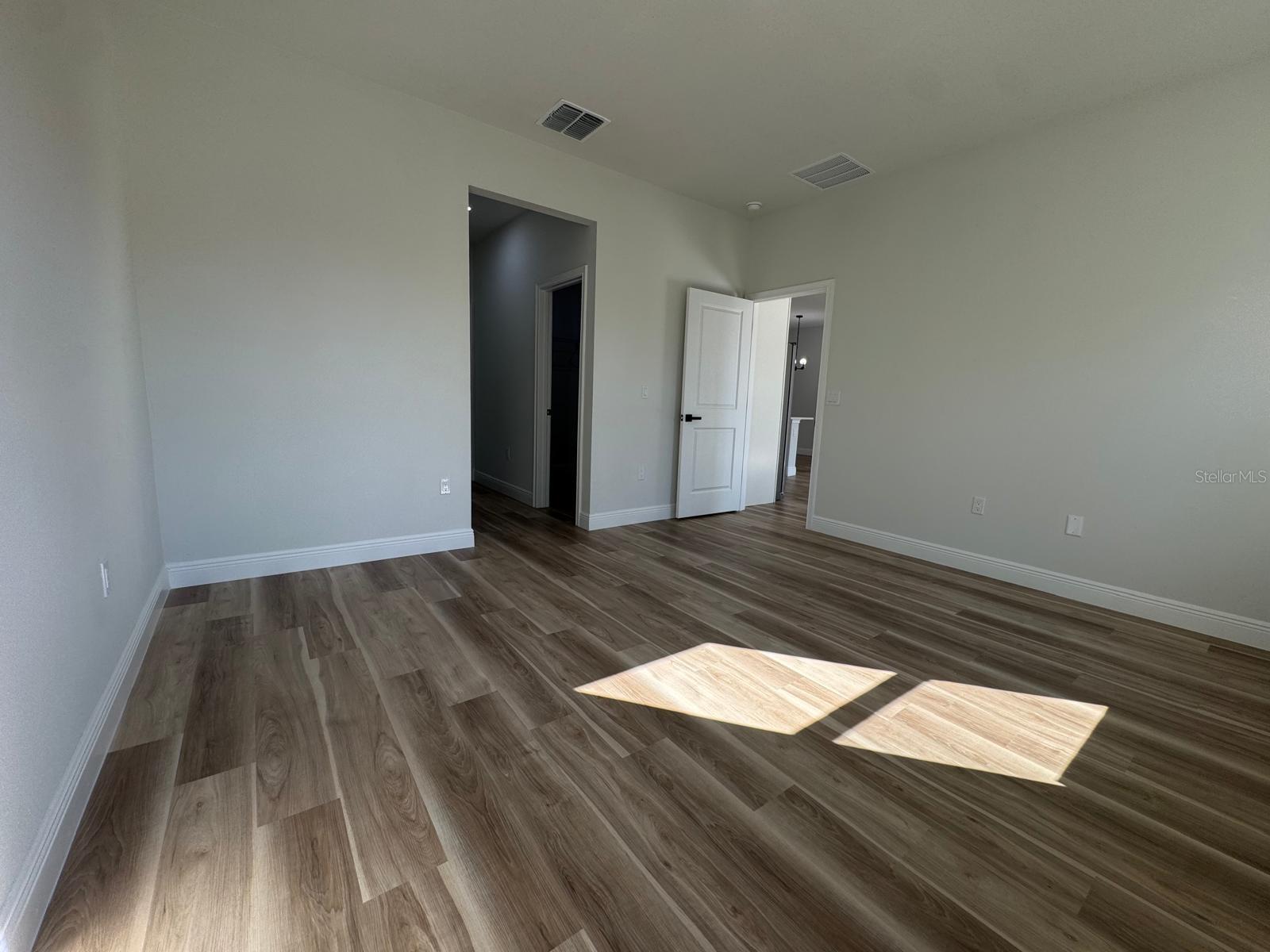 Image 26 of 51 For 2336 168th Loop