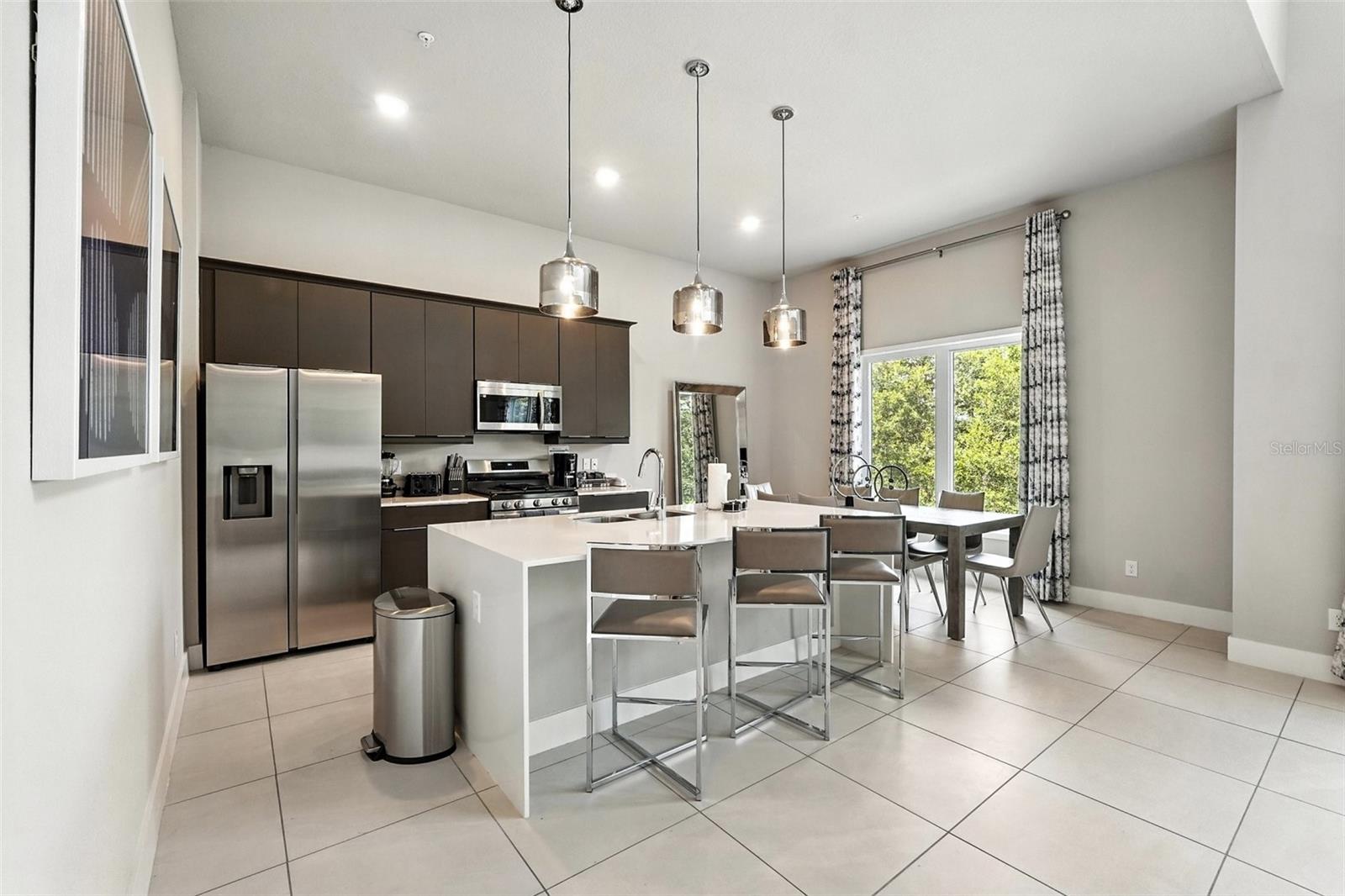 Image 19 of 71 For 7770 Sandy Ridge Drive 234