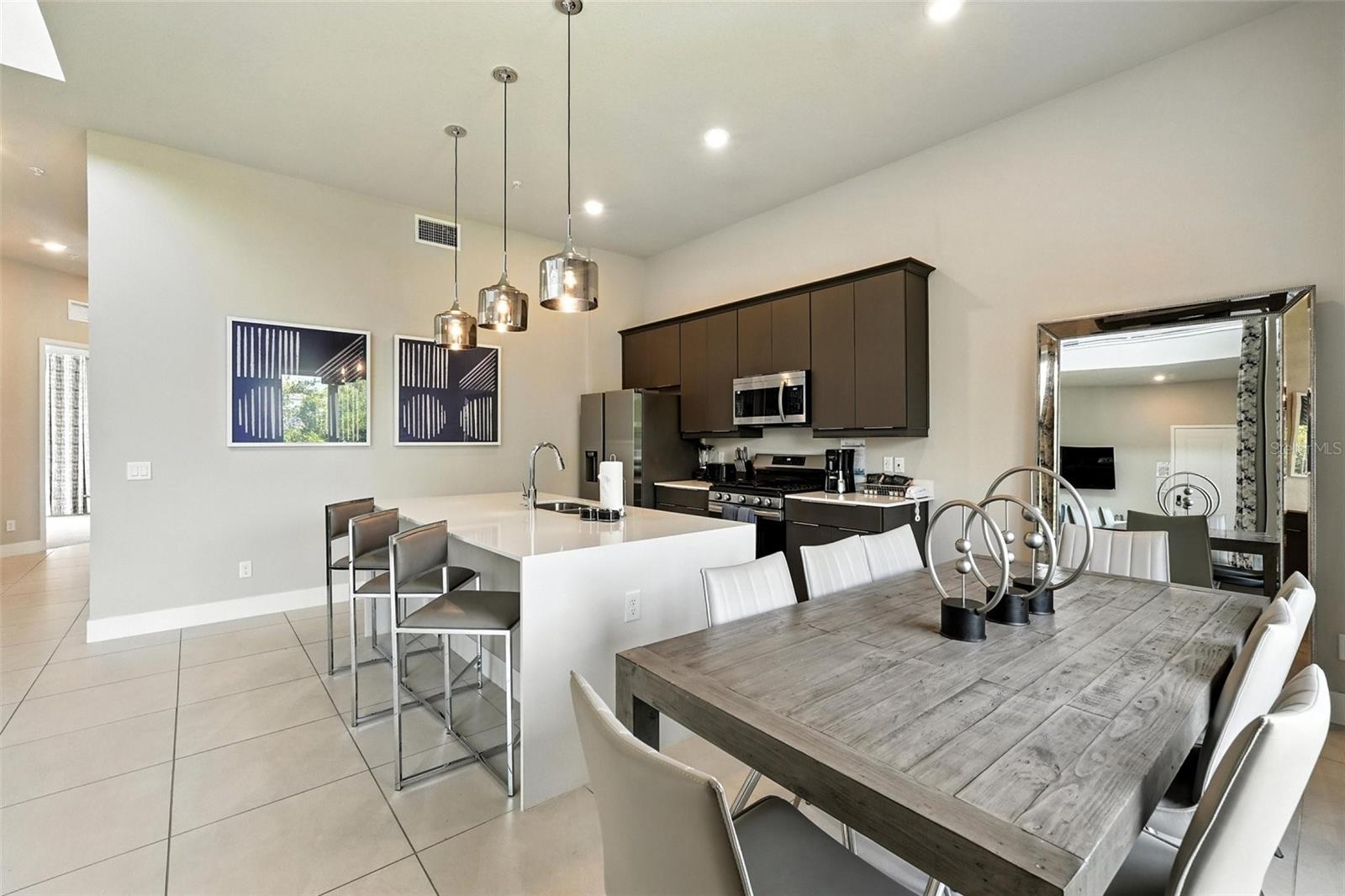 Image 23 of 71 For 7770 Sandy Ridge Drive 234