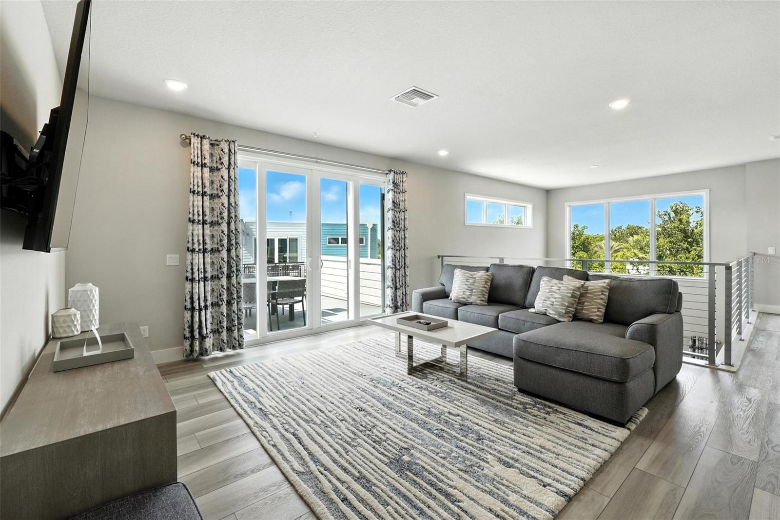 Image 39 of 71 For 7770 Sandy Ridge Drive 234